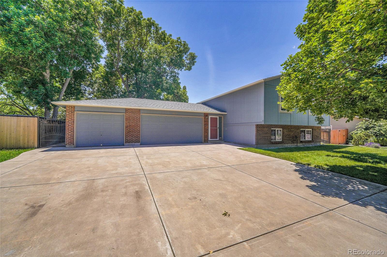 Pomona Lakes Arvada Home | MLS #: 92259098160 W 81st Place, Arvada Beds: 4 Baths: 2 Price: $650,000