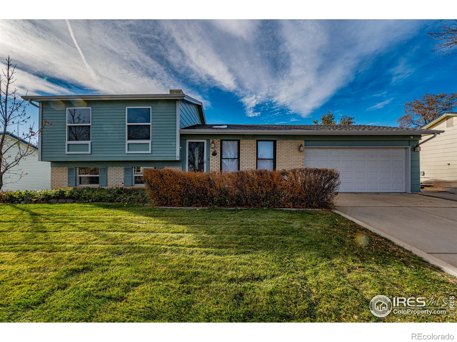 1903  Elmwood Street, broomfield MLS: 4567891022696 Beds: 3 Baths: 2 Price: $570,000