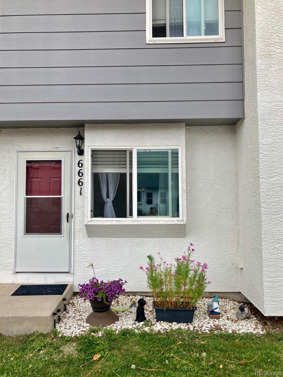 Eaglecrest Colorado Springs Condo / Townhome | MLS #: 40323186661  Proud Eagle Court , Colorado Springs Beds: 2 Baths: 2 Price: $228,000