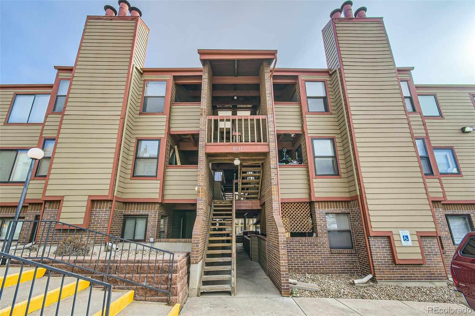 8731 dawson street, denver sold home. Closed on 2025-05-08 for $260,000.