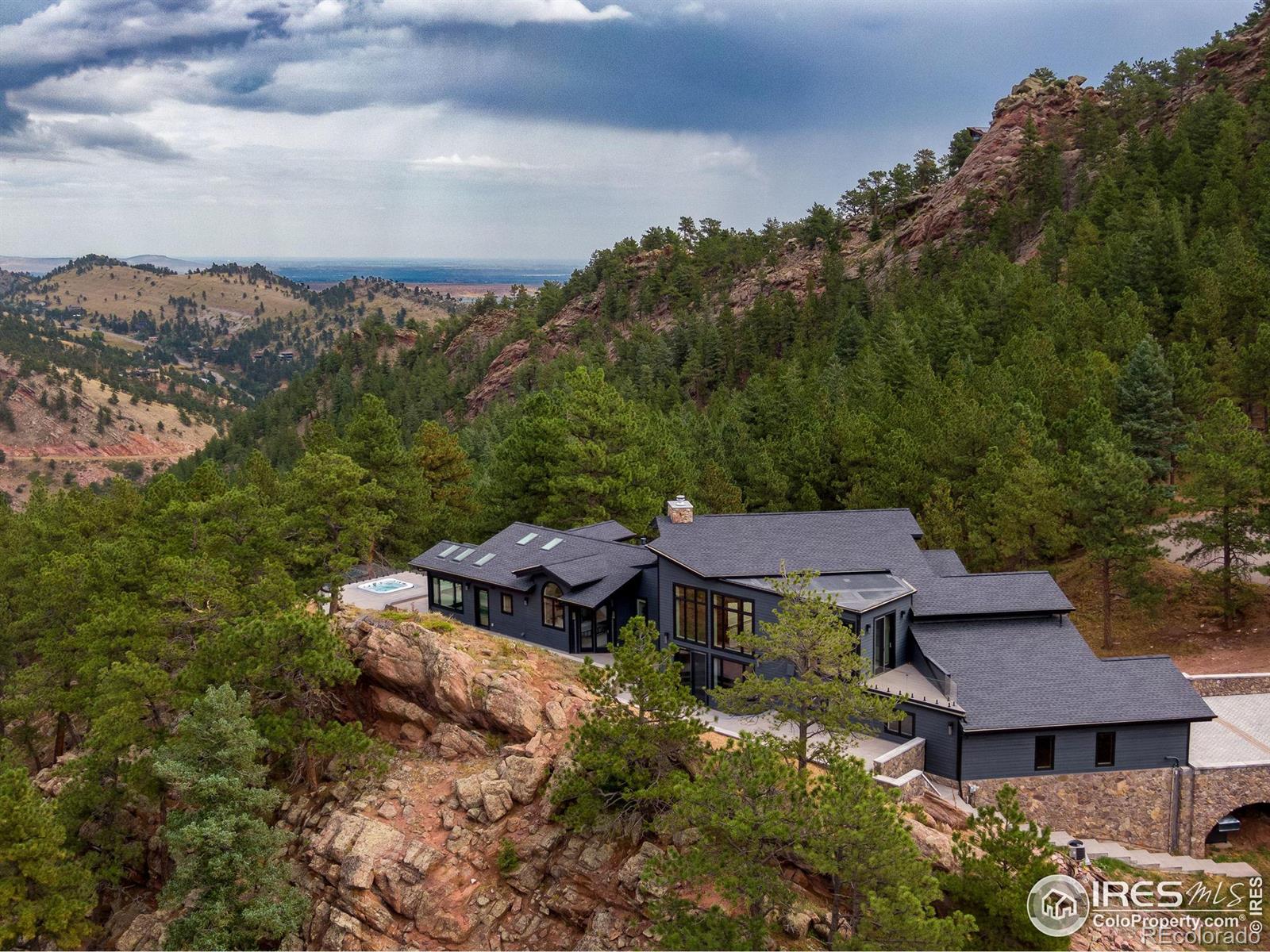 155  Wildwood Lane, boulder MLS: 4567891022734 Beds: 4 Baths: 4 Price: $2,925,000