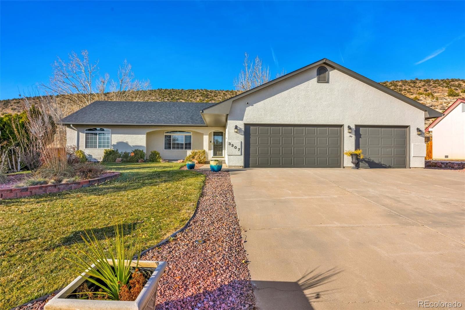 3307 skyline loop, Canon City sold home. Closed on 2025-06-03 for $475,000.