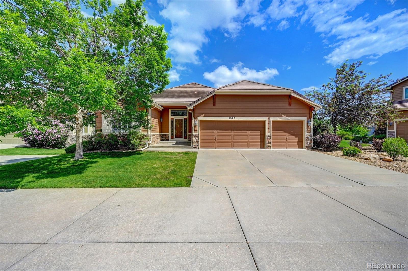 6520  Virgil Way, arvada MLS: 7048868 Beds: 2 Baths: 2 Price: $770,000