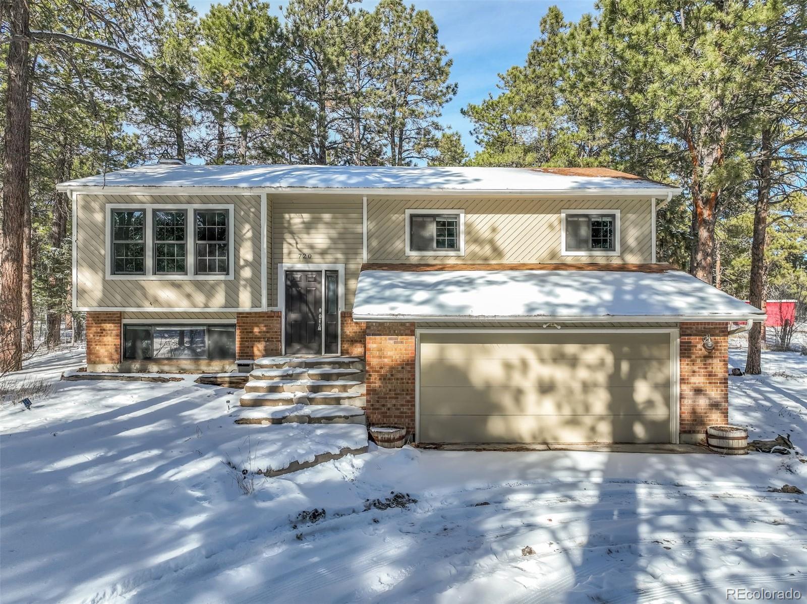 720 arapahoe drive, Monument sold home. Closed on 2025-02-03 for $650,000.