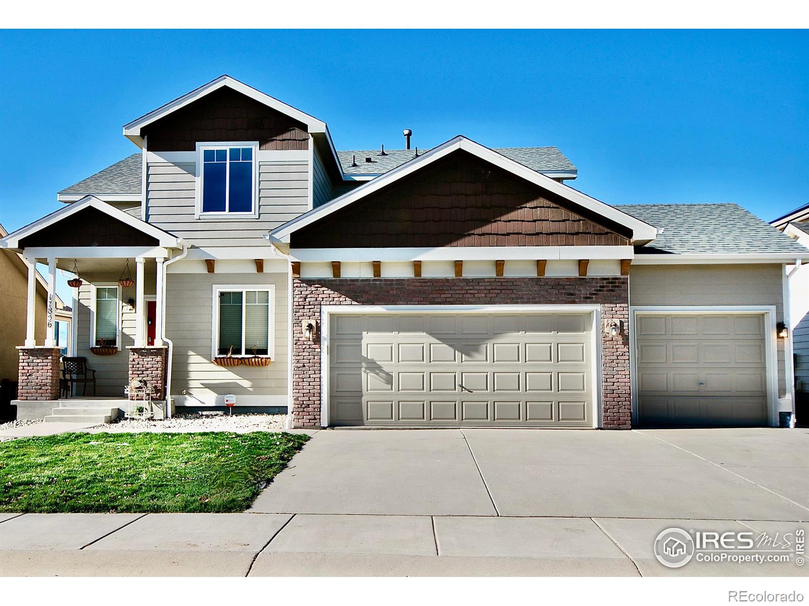Village Center Monument Home | MLS #: 456789102329917856  Smelting Rock Drive, Monument Beds: 5 Baths: 4 Price: $684,000