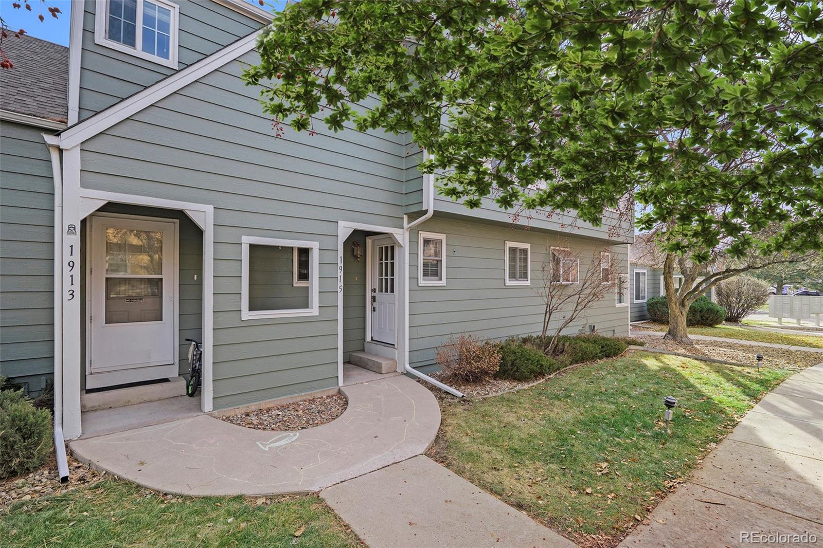Lakewood Pines Lakewood Condo / Townhome | MLS #: 74785491915 S Balsam Street , Lakewood Beds: 2 Baths: 2 Price: $334,000