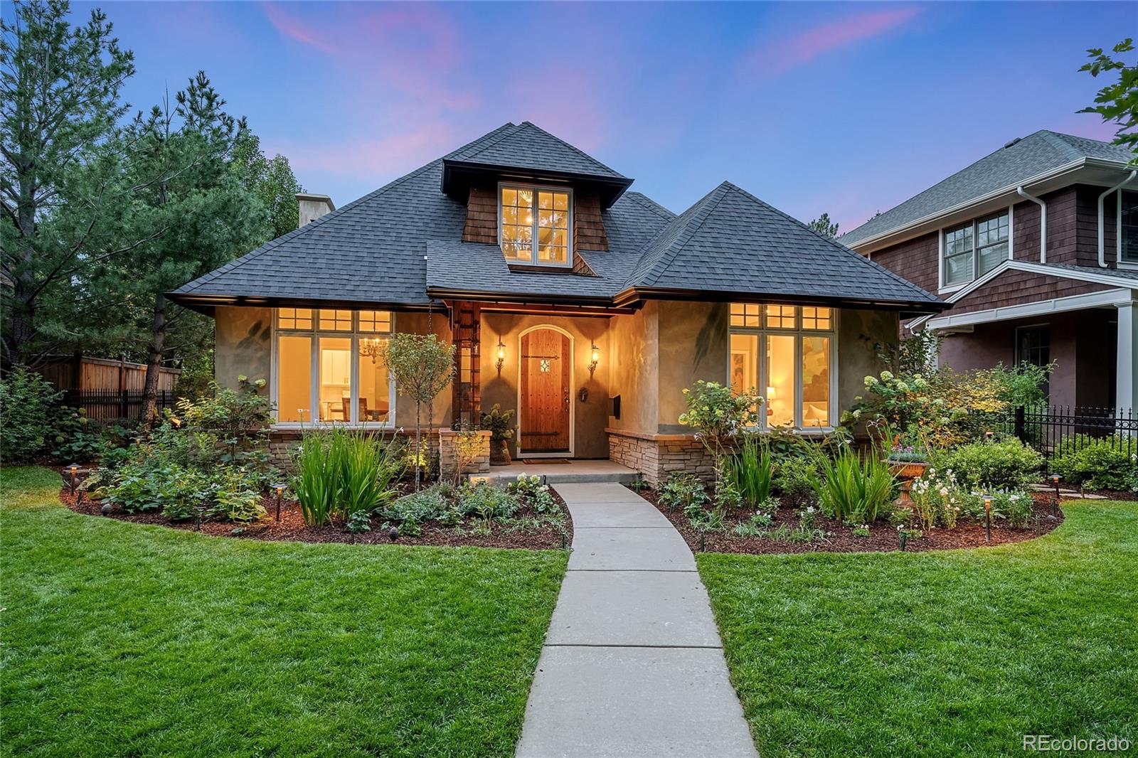 727  Niagara Street, denver MLS: 1546422 Beds: 5 Baths: 4 Price: $2,000,000