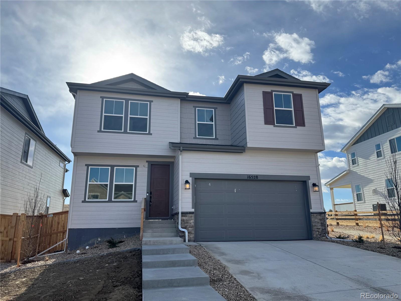 16528 W 92nd Place, arvada MLS: 3559682 Beds: 4 Baths: 4 Price: $816,219
