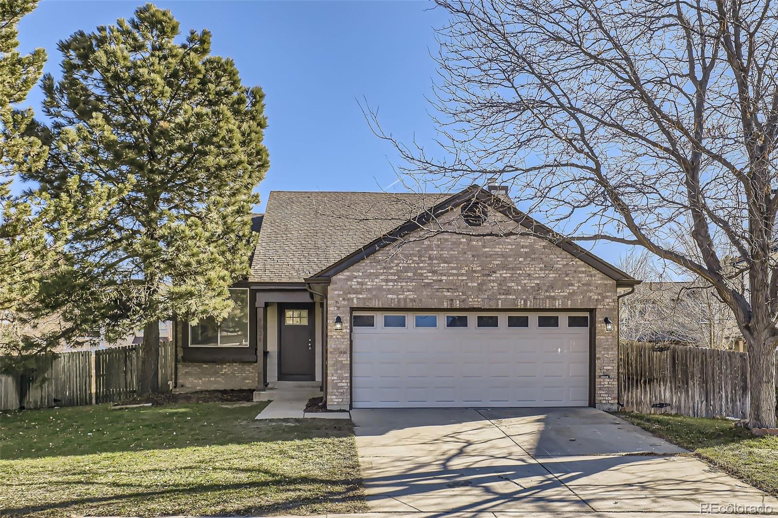 4534  Espana Way, denver MLS: 2254496 Beds: 4 Baths: 3 Price: $499,000