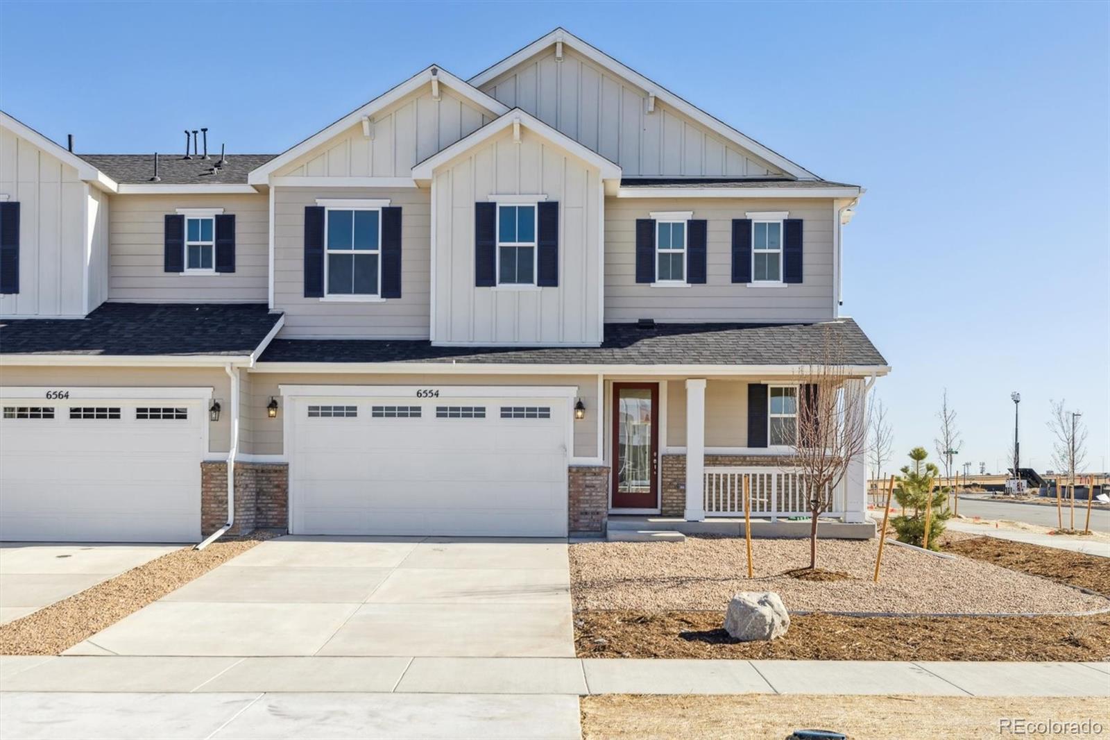 6554 N Malta Street, aurora MLS: 9362837 Beds: 3 Baths: 3 Price: $499,950