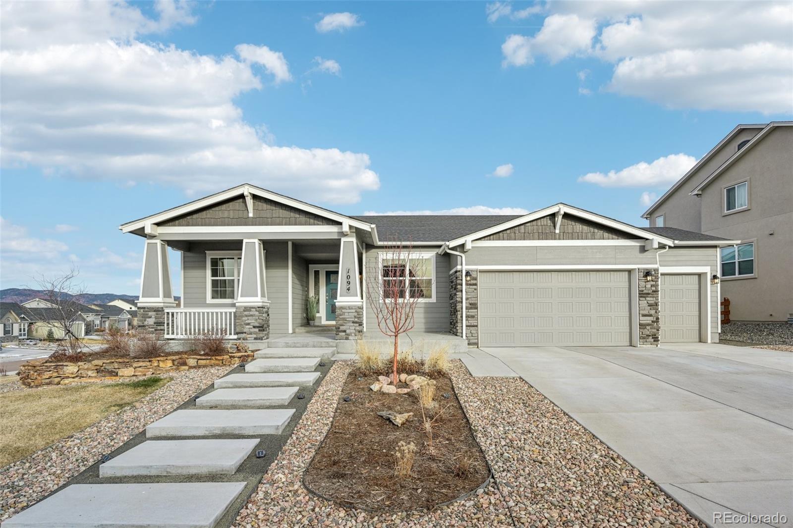Jackson Creek Monument Home | MLS #: 27492151094  Rambling Oak Drive, Monument Beds: 5 Baths: 4 Price: $830,000