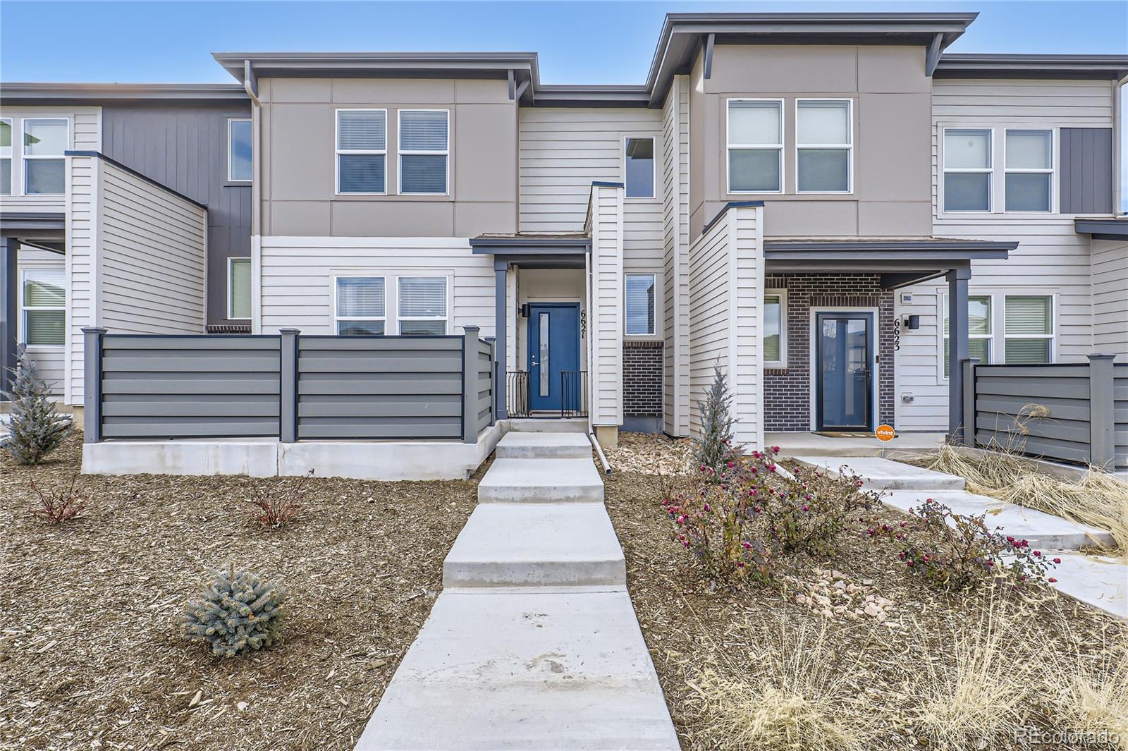 6621 n ceylon street, Denver sold home. Closed on 2025-11-24 for $413,700.