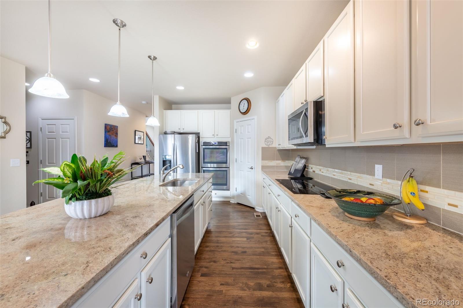Renaissance Longmont Home | MLS #: 24915471682  Dorothy Circle, Longmont Beds: 3 Baths: 3 Price: $835,000