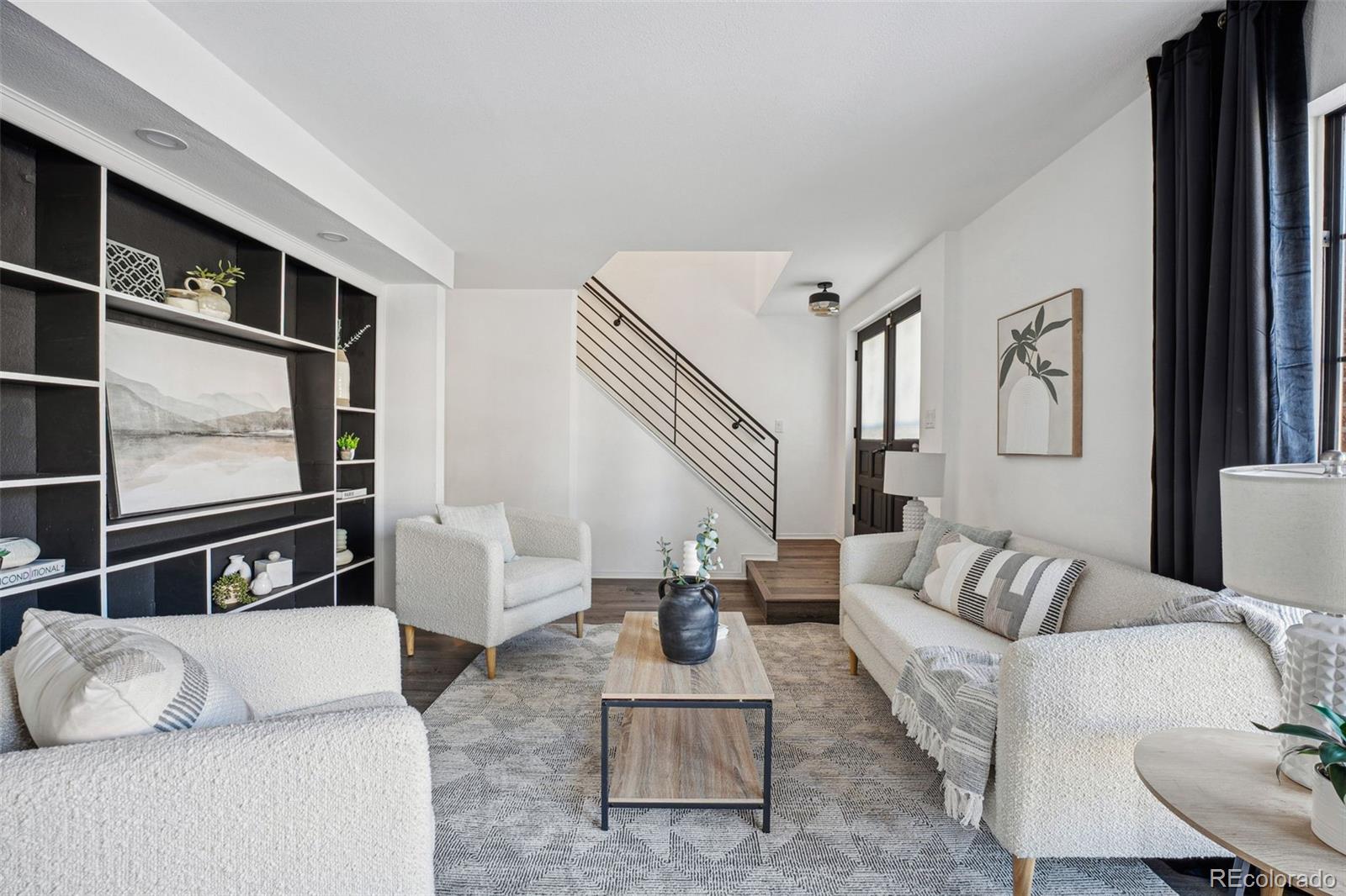 Little Turtle Aurora Condo / Townhome | MLS #: 710498910360 E Jewell Avenue 95, Aurora Beds: 4 Baths: 4 Price: $415,000