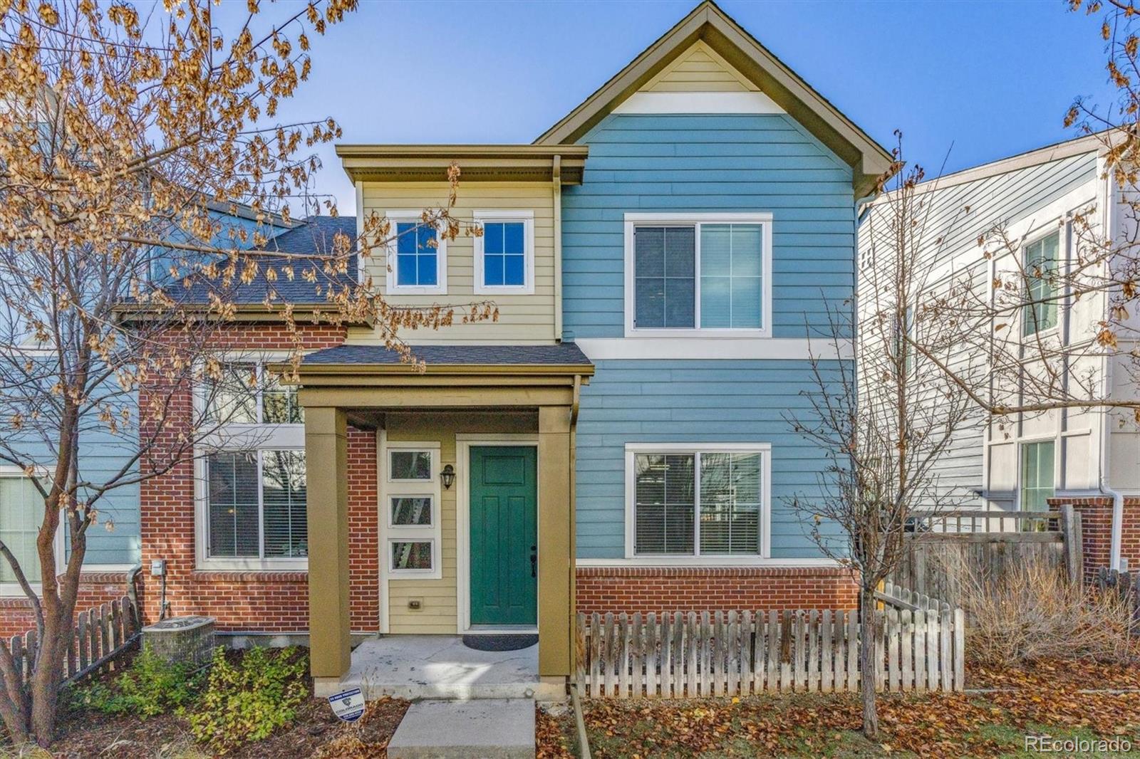 2215  Ulster Street, denver MLS: 7576567 Beds: 3 Baths: 3 Price: $530,000