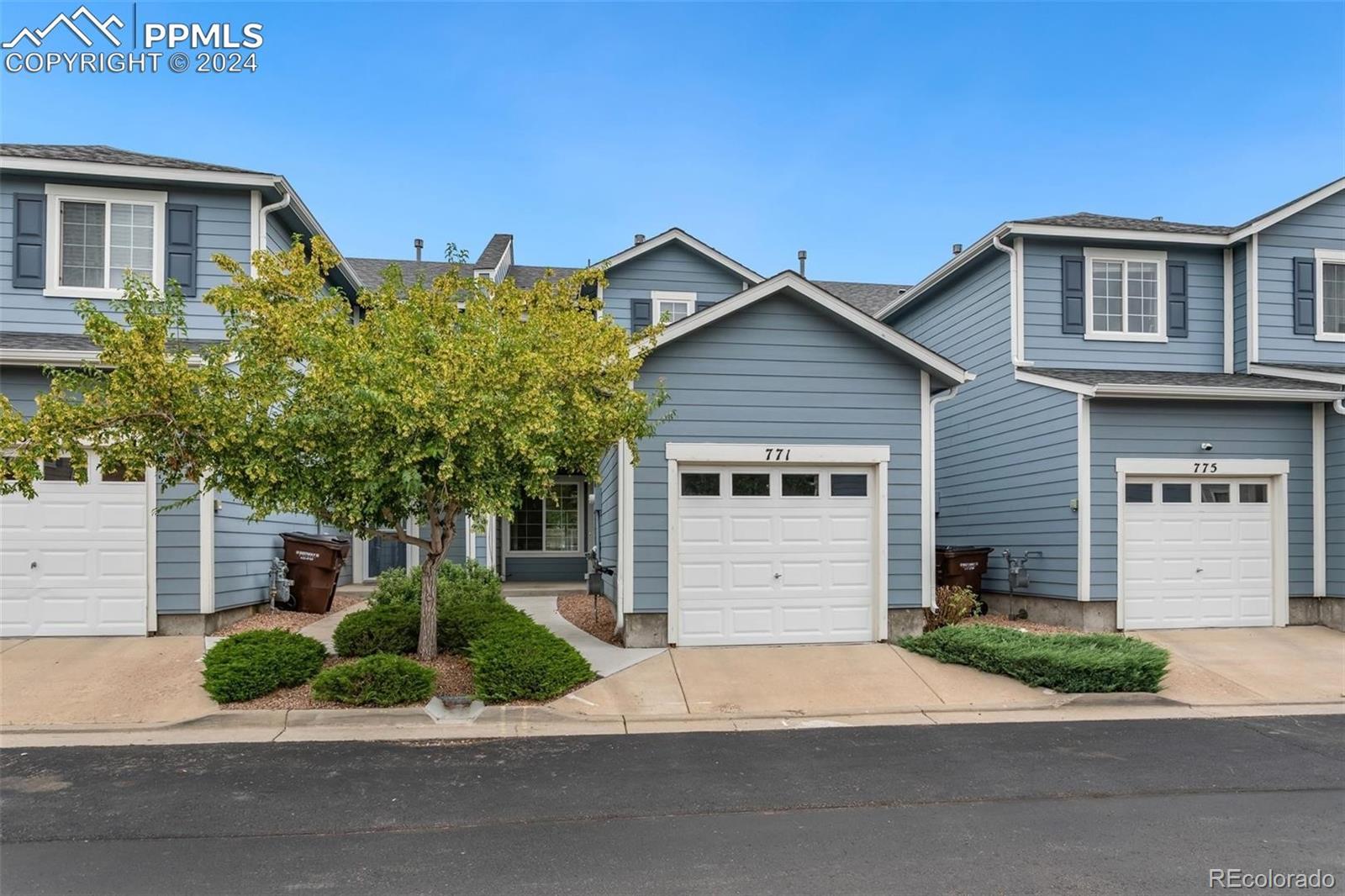 Brant Hollow Colorado Springs Condo / Townhome | MLS #: 5216857771  Hailey Glenn View , Colorado Springs Beds: 2 Baths: 3 Price: $315,000