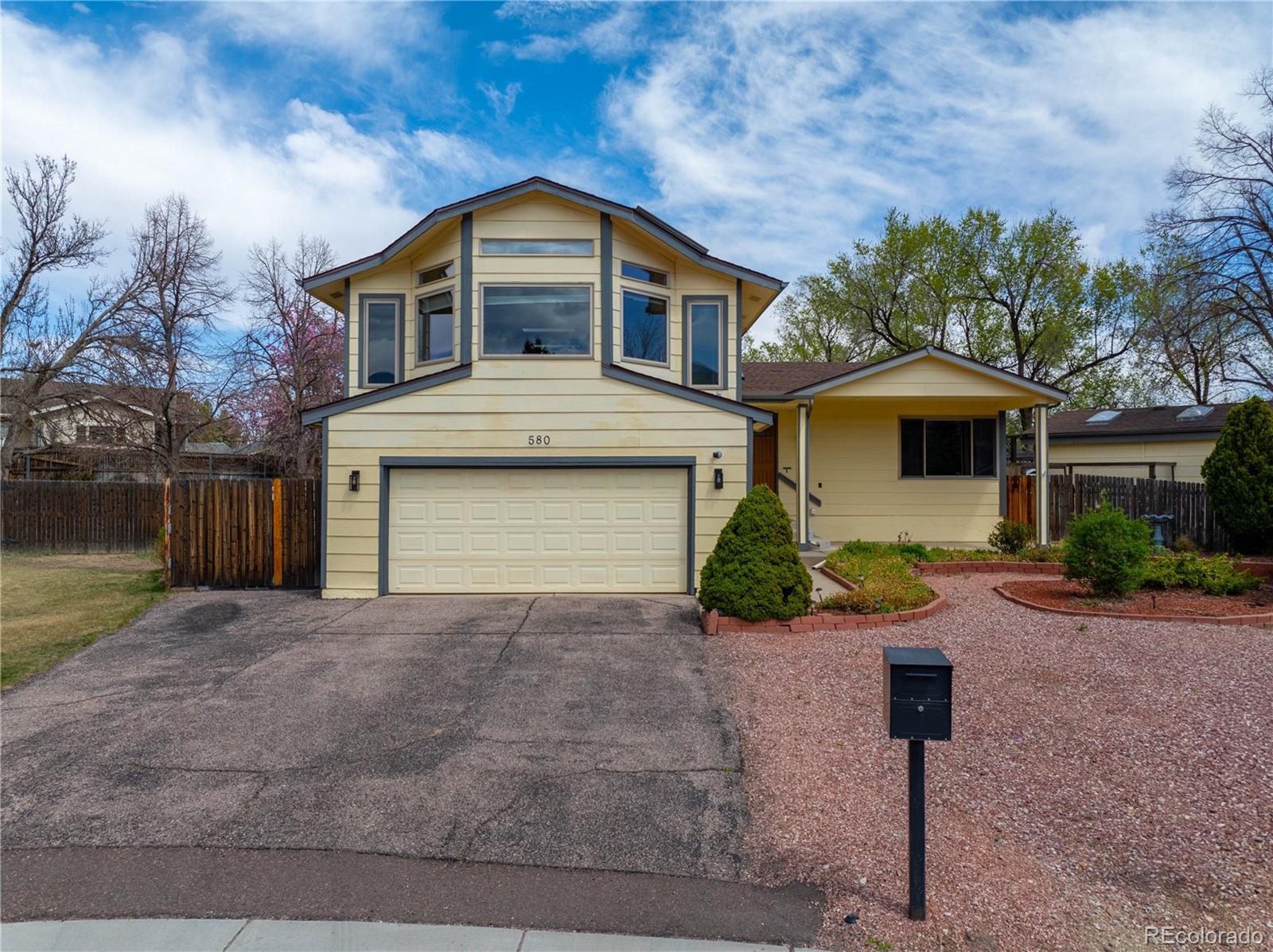 M J Brock Colorado Springs Home | MLS #: 6556688580 E Cheyenne Mountain Boulevard, Colorado Springs Beds: 4 Baths: 4 Price: $570,000