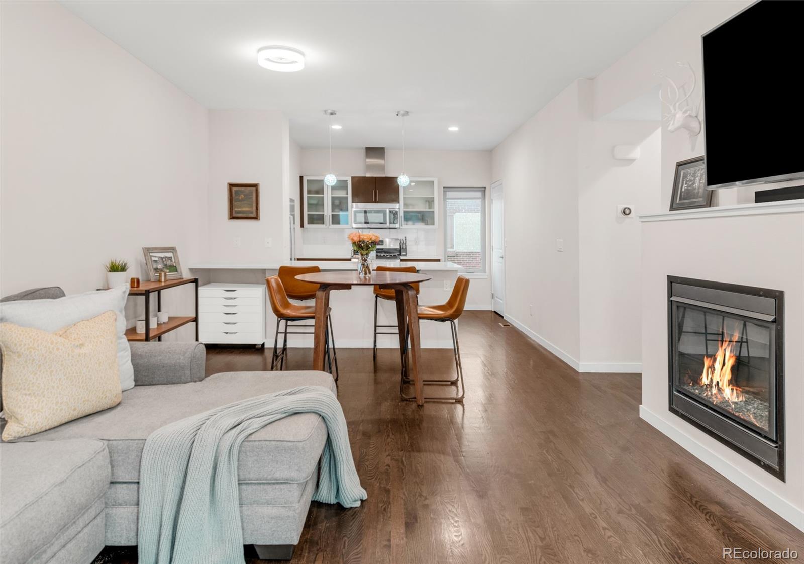 2707  Decatur Street, denver MLS: 5223641 Beds: 2 Baths: 3 Price: $625,000