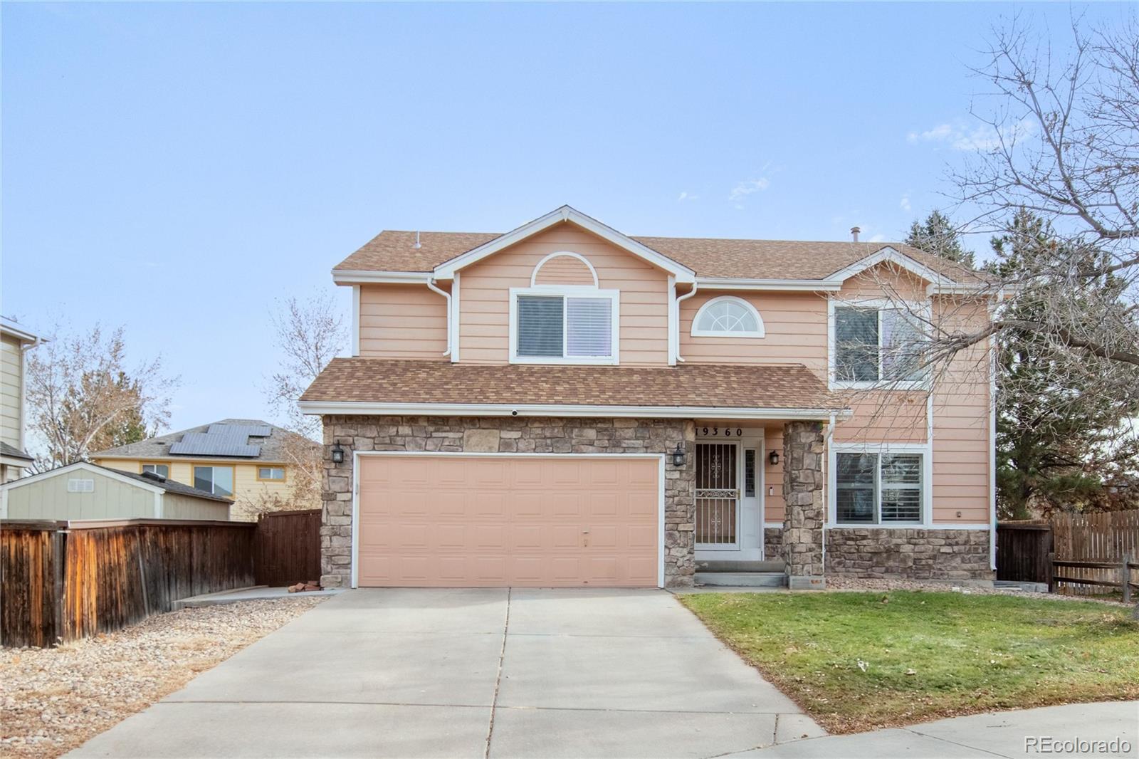 19360 E 45th Avenue, denver MLS: 4174651 Beds: 4 Baths: 4 Price: $550,000