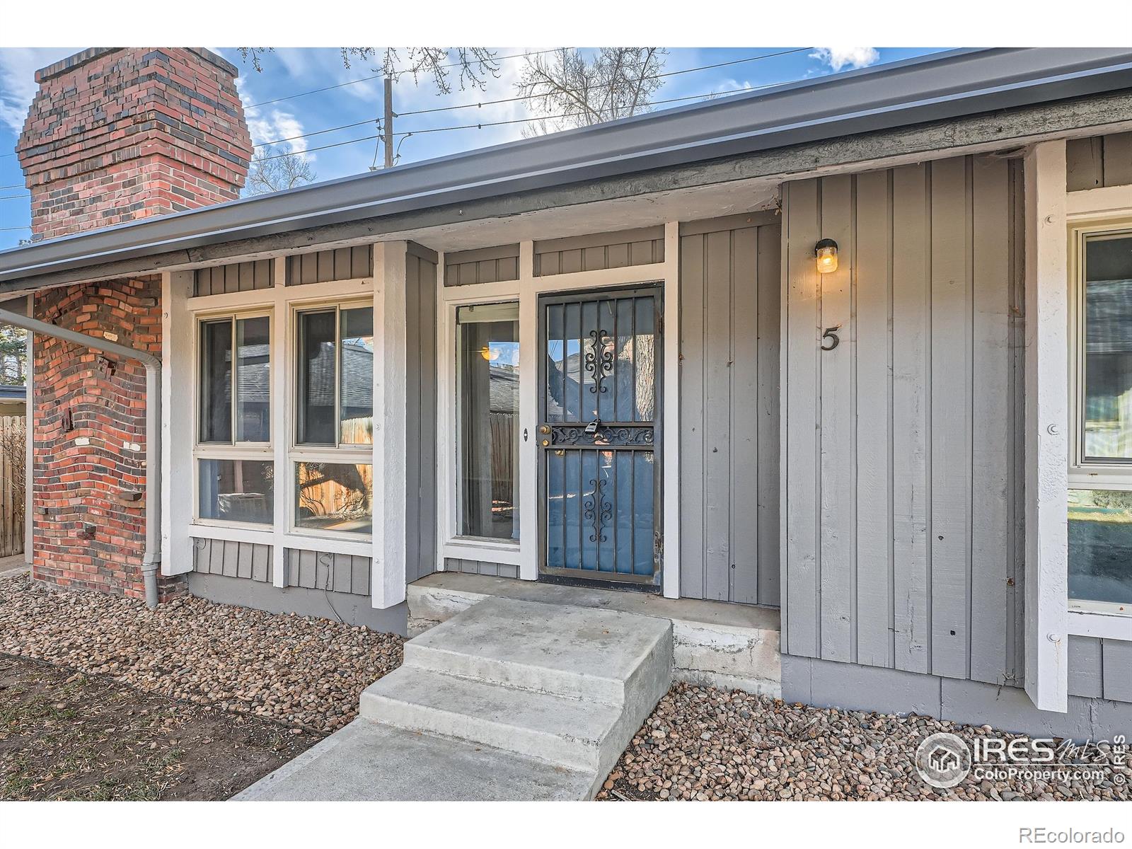 6495 E Happy Canyon Road 5, Denver  MLS: 4567891024004 Beds: 3 Baths: 2 Price: $387,500