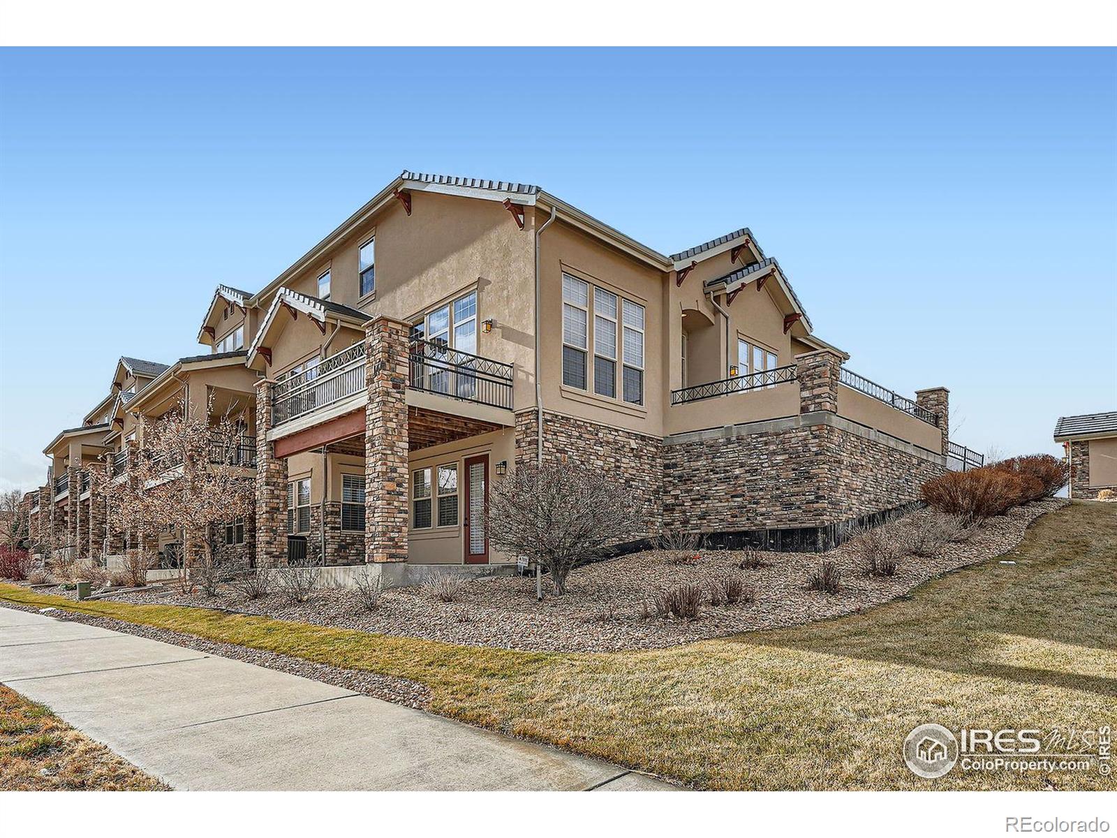 2900  Casalon Circle, superior MLS: 4567891024010 Beds: 3 Baths: 4 Price: $1,250,000