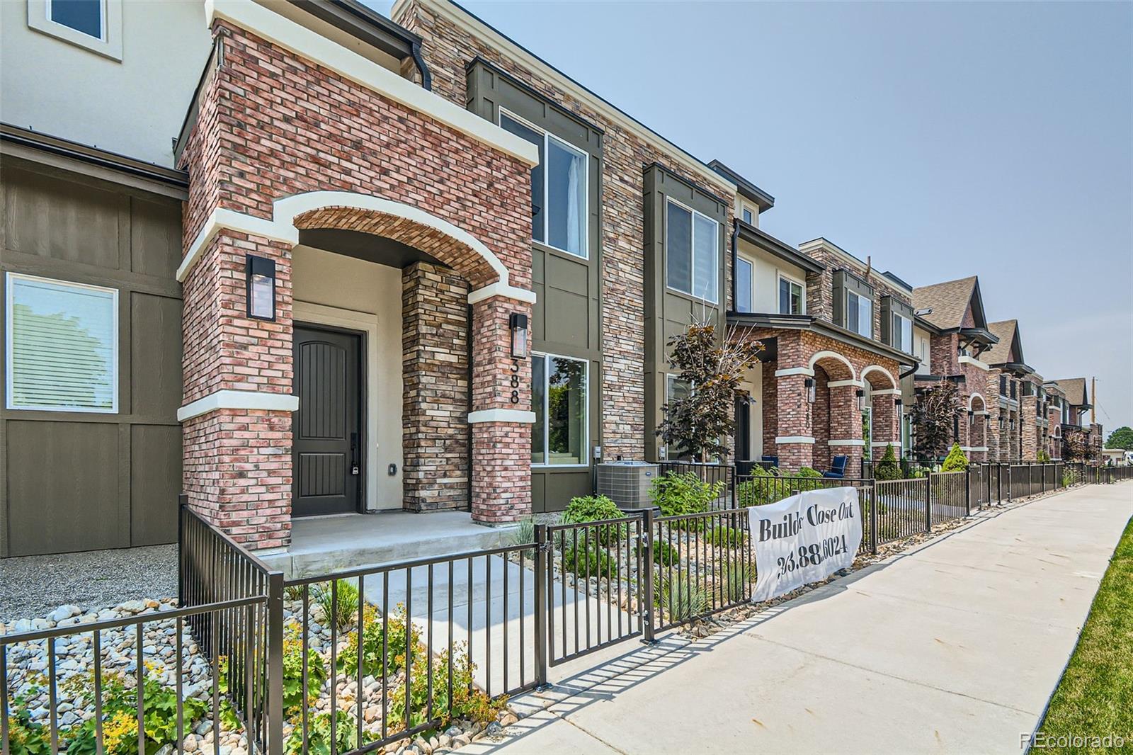 388 E Orchard Road, centennial MLS: 4516443 Beds: 3 Baths: 3 Price: $699,000