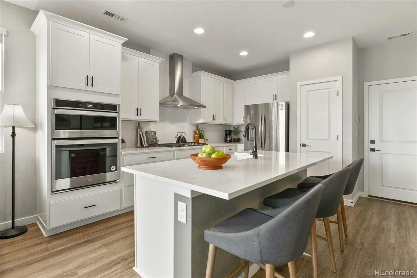 7875  Yampa River Avenue, littleton MLS: 8216112 Beds: 3 Baths: 3 Price: $479,000