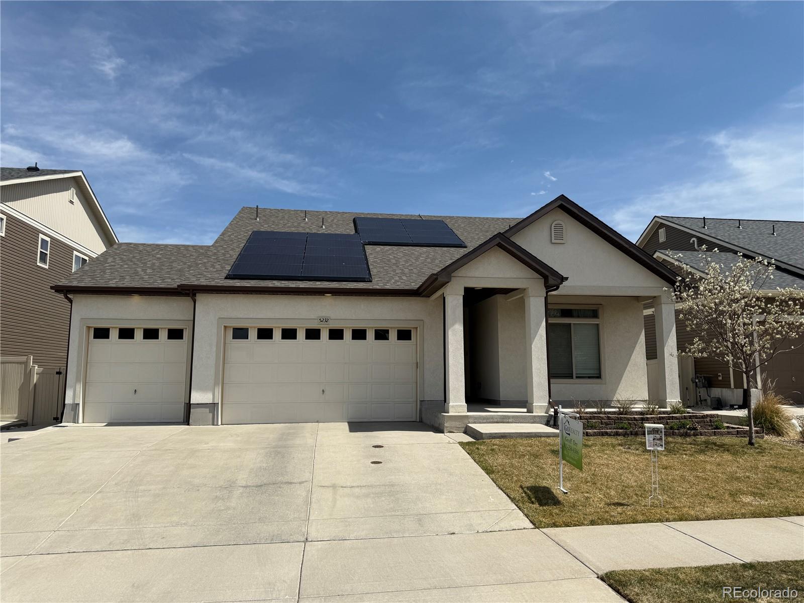 5232  Truckee Street, denver MLS: 2089443 Beds: 3 Baths: 3 Price: $600,000