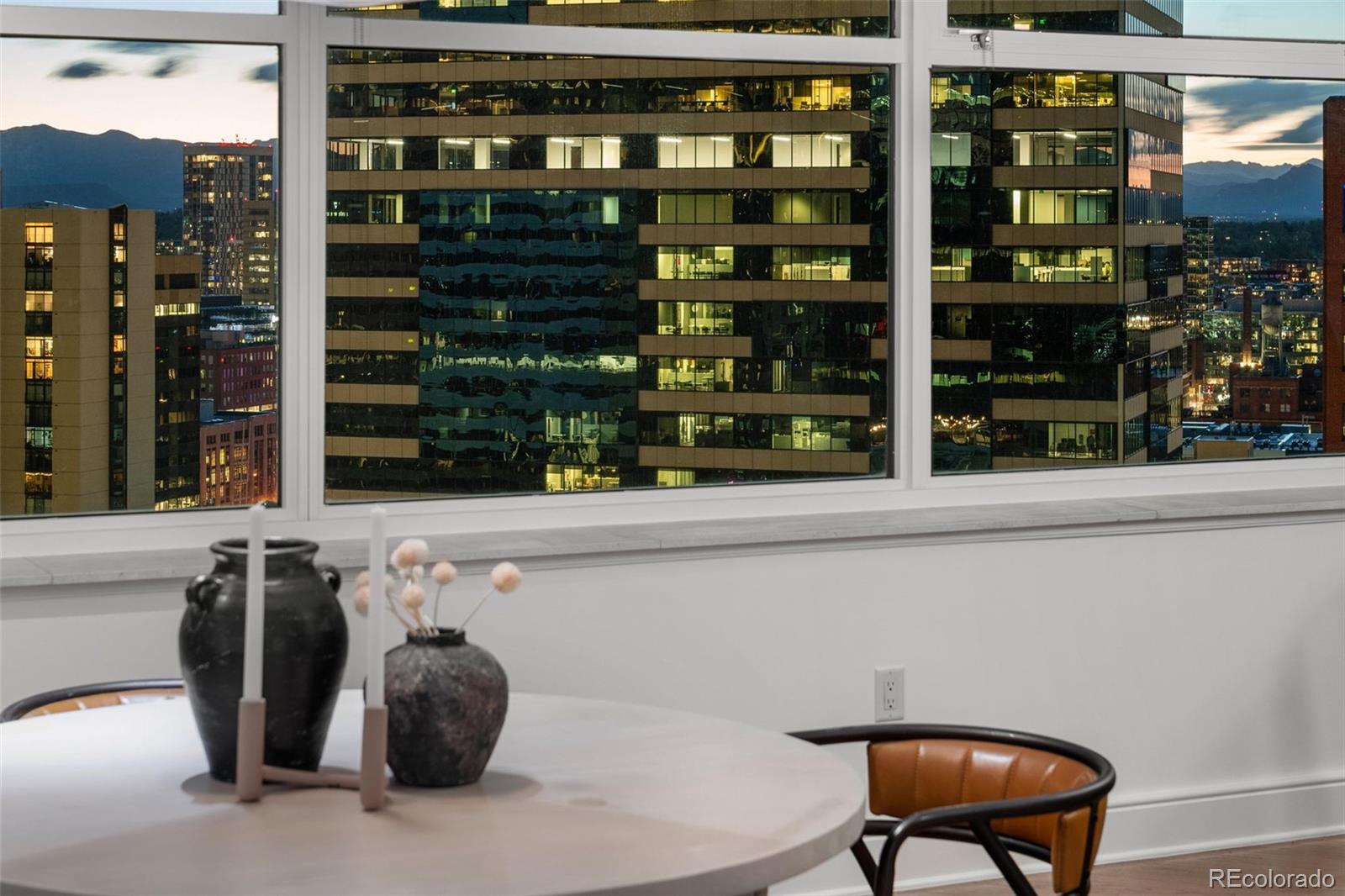 Downtown Denver Condo / Townhome | MLS #: 17816171891  Curtis Street 1820, Denver Beds: 2 Baths: 3 Price: $599,000