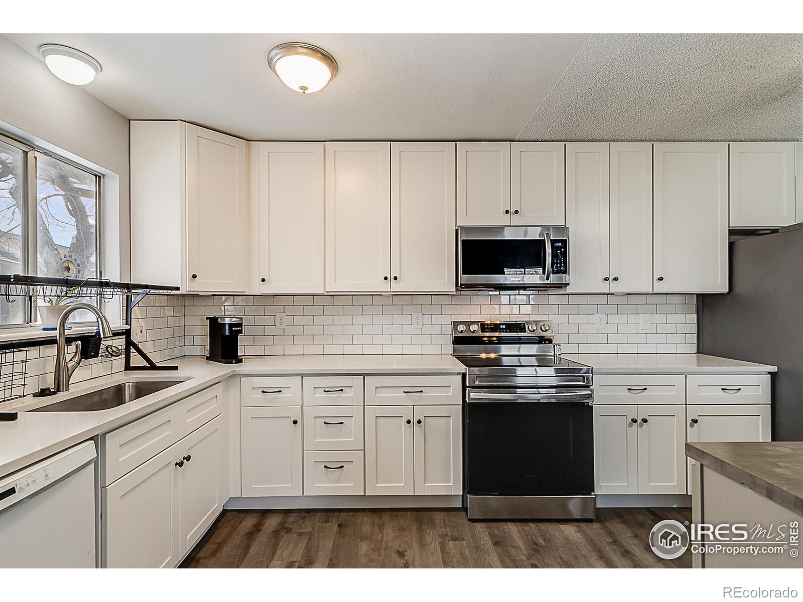 1040  Coronado Parkway, denver MLS: 4567891024307 Beds: 2 Baths: 1 Price: $255,000