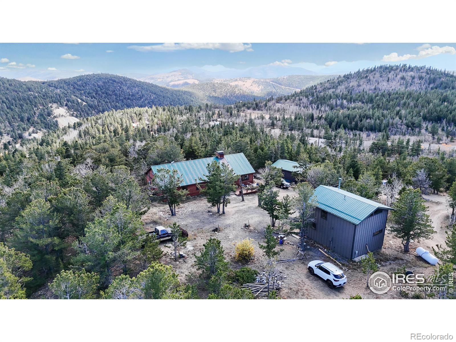 43391 peak to peak highway, Ward sold home. Closed on 2025-04-25 for $940,000.