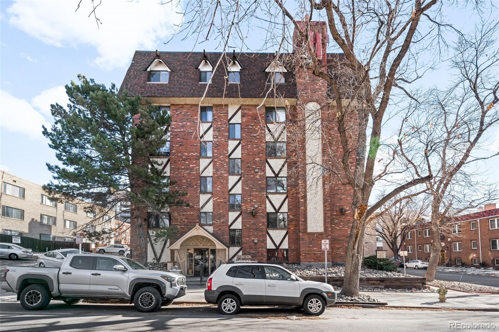 1008 N Corona Street 204, Denver  MLS: 1968301 Beds: 1 Baths: 1 Price: $215,000