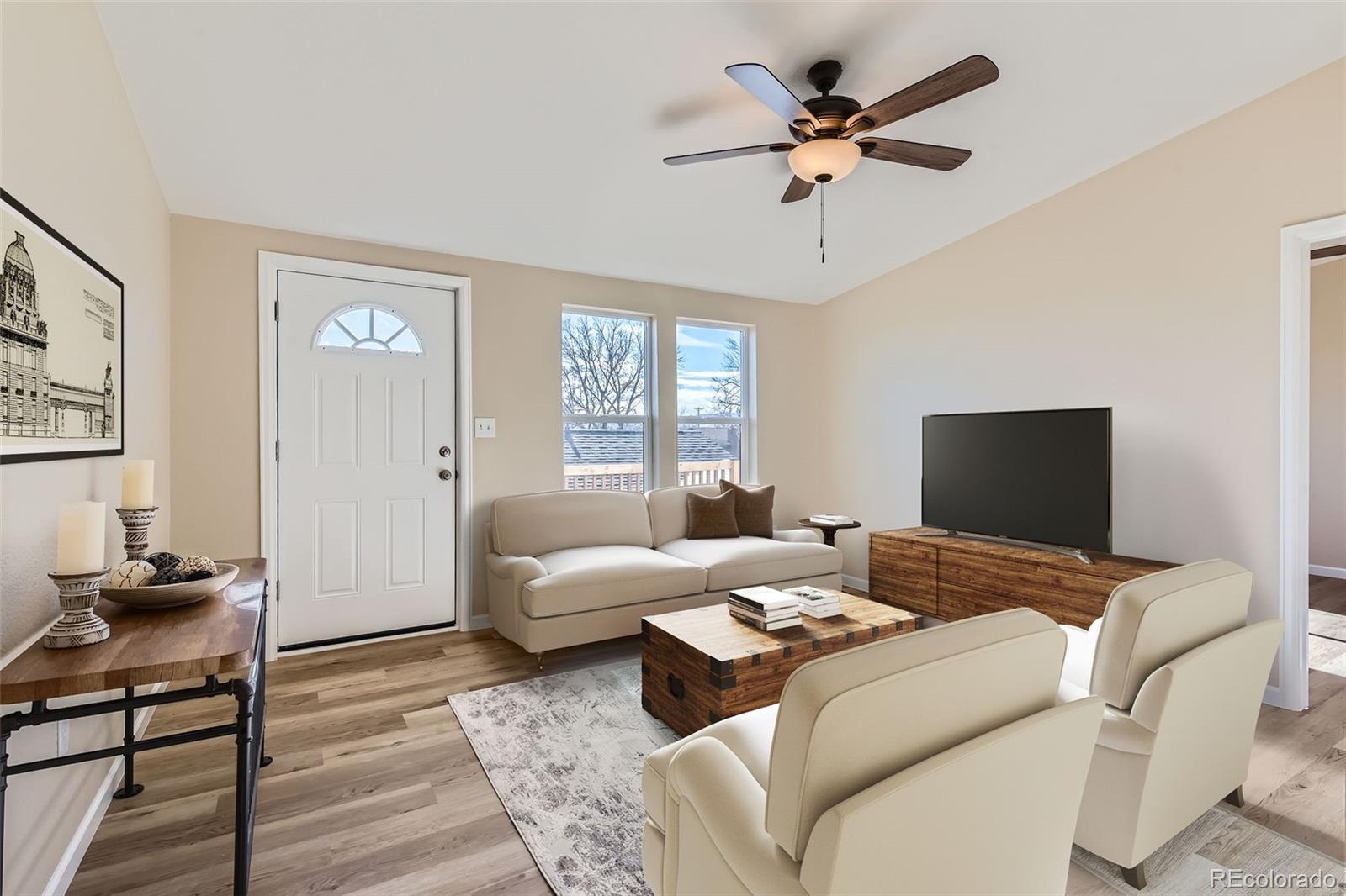 3338 S Canosa Court, englewood MLS: 6279553 Beds: 6 Baths: 3 Price: $510,000
