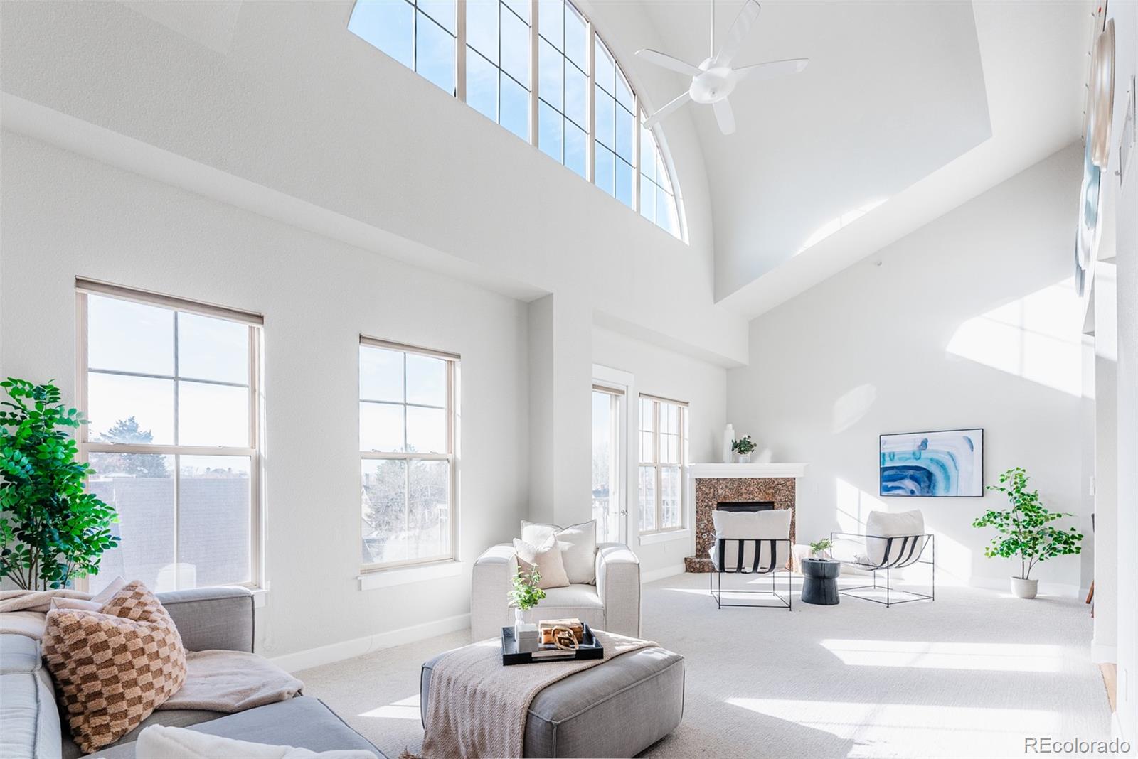 1699 n downing street, Denver sold home. Closed on 2025-07-18 for $570,000.