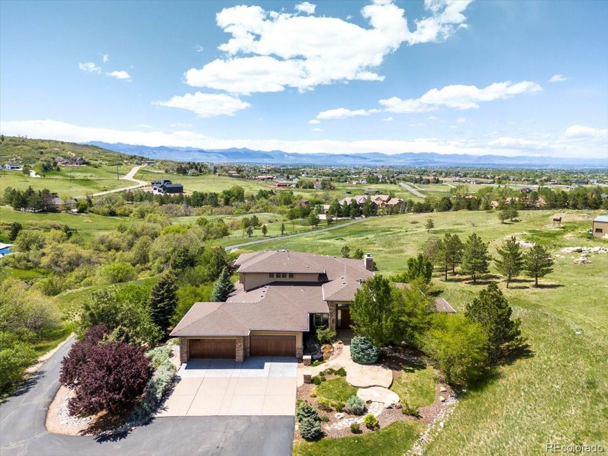 10370  Grande Vista Court, lone tree MLS: 5374748 Beds: 5 Baths: 7 Price: $3,750,000