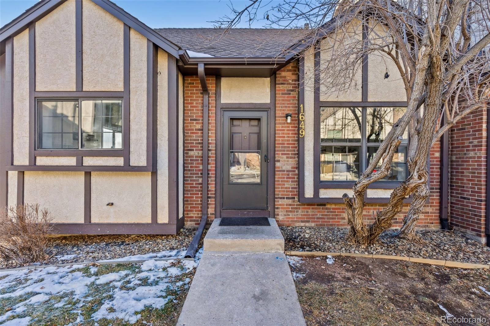 Pinon Bluffs Colorado Springs Condo / Townhome | MLS #: 77792651649  Maitland Court , Colorado Springs Beds: 3 Baths: 2 Price: $310,000