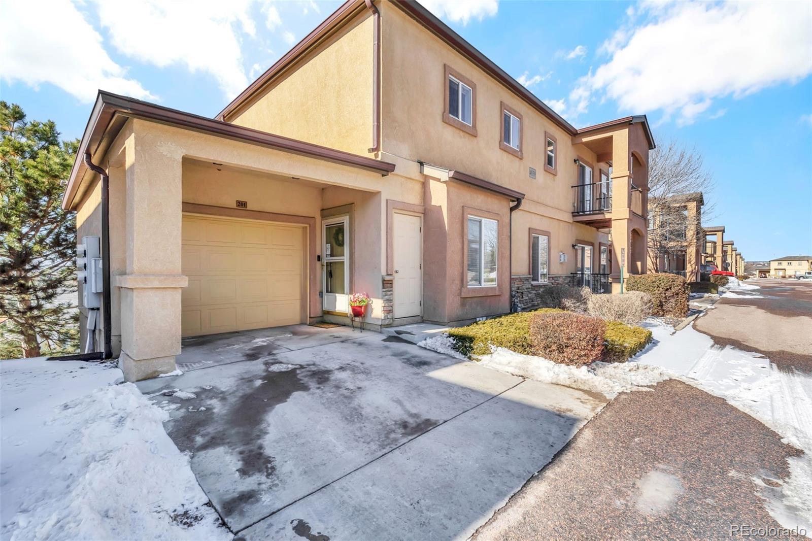Villa Mirage Colorado Springs Condo / Townhome | MLS #: 33435054839  Kerry Lynn View 201, Colorado Springs Beds: 2 Baths: 3 Price: $290,000
