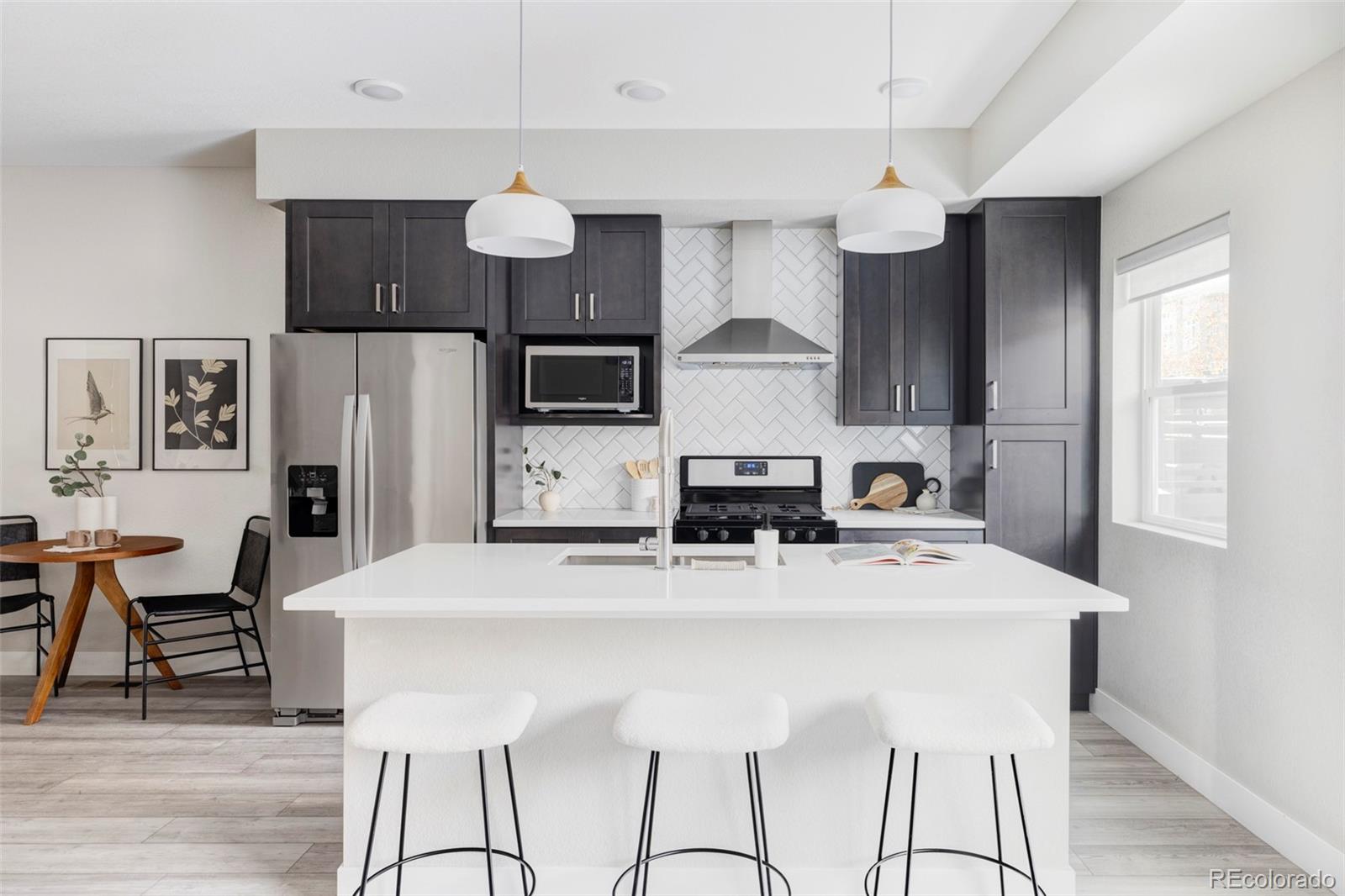 2844 W 53rd Avenue, denver MLS: 7654528 Beds: 3 Baths: 3 Price: $560,000