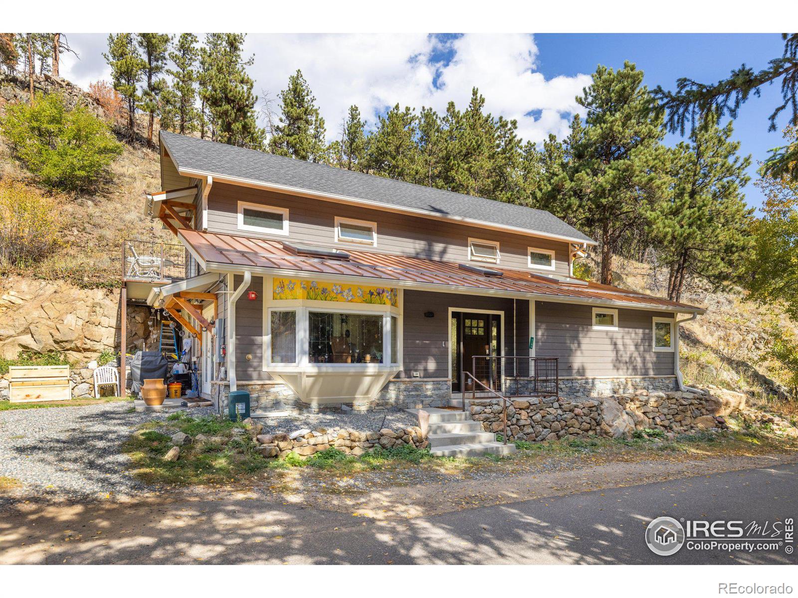 6186  Fourmile Canyon Drive, boulder MLS: 4567891024888 Beds: 3 Baths: 3 Price: $725,000