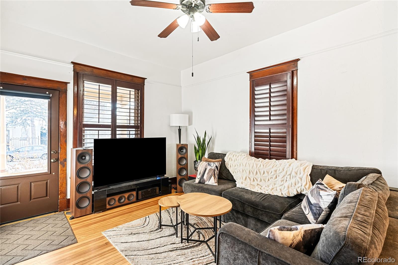 3737  Jason Street, denver MLS: 5395368 Beds: 3 Baths: 2 Price: $600,000