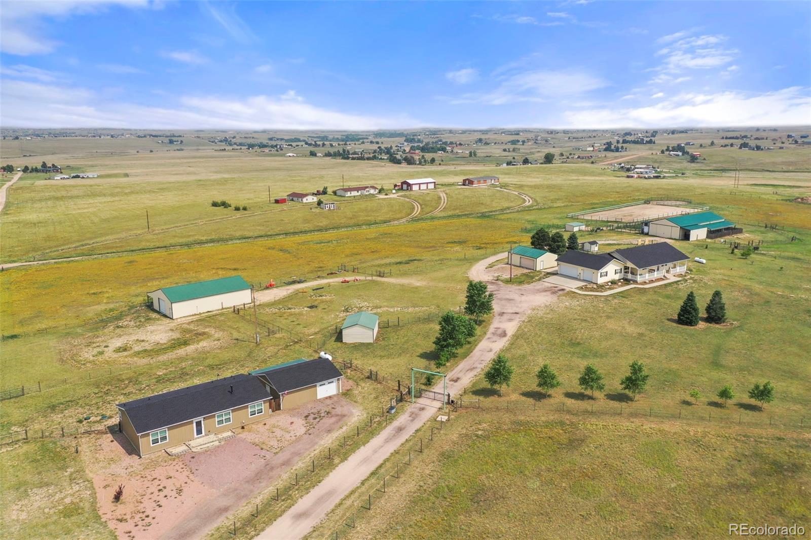 Peyton Home | MLS #: 39047674005 E Blaney Road, Peyton Beds: 4 Baths: 3 Price: $1,275,000
