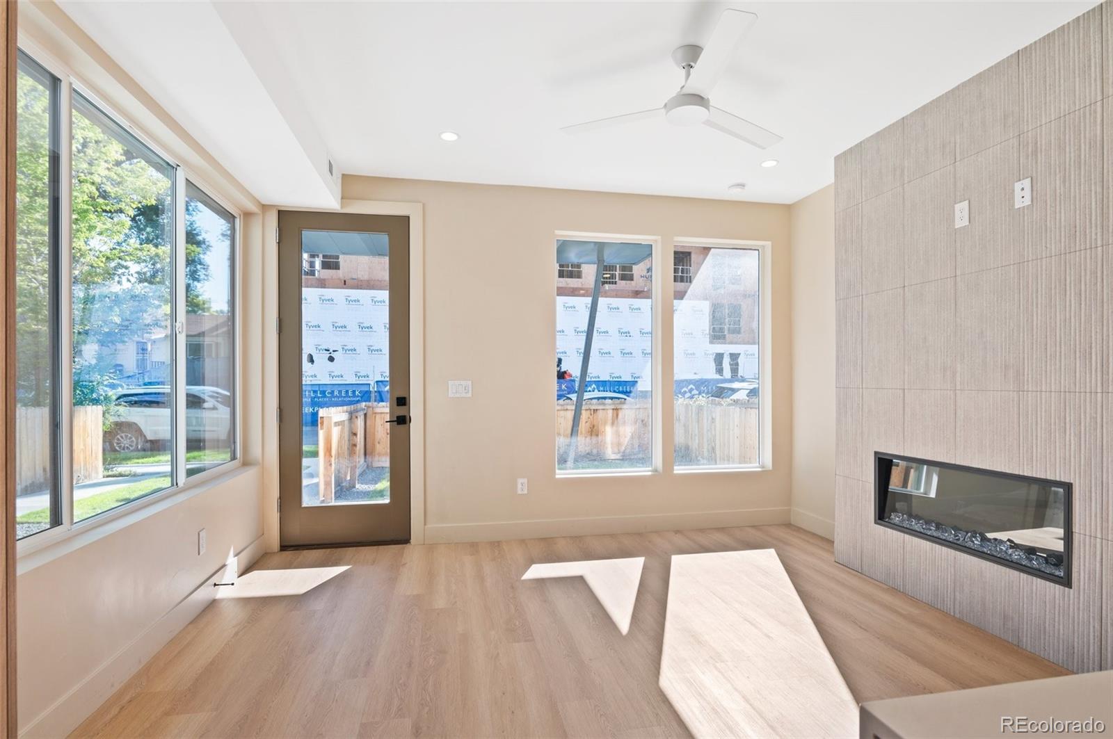 2325 S High Street, denver MLS: 3974703 Beds: 3 Baths: 4 Price: $849,000