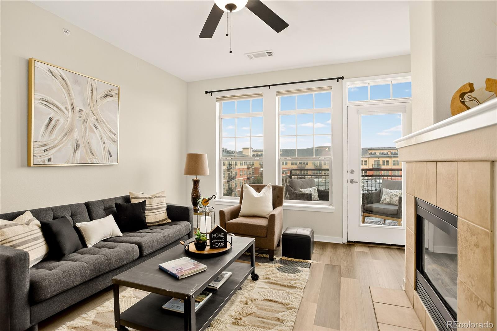 Vantage Pointe Broomfield Condo / Townhome | MLS #: 491165013456  Via Varra  406, Broomfield Beds: 2 Baths: 2 Price: $345,000