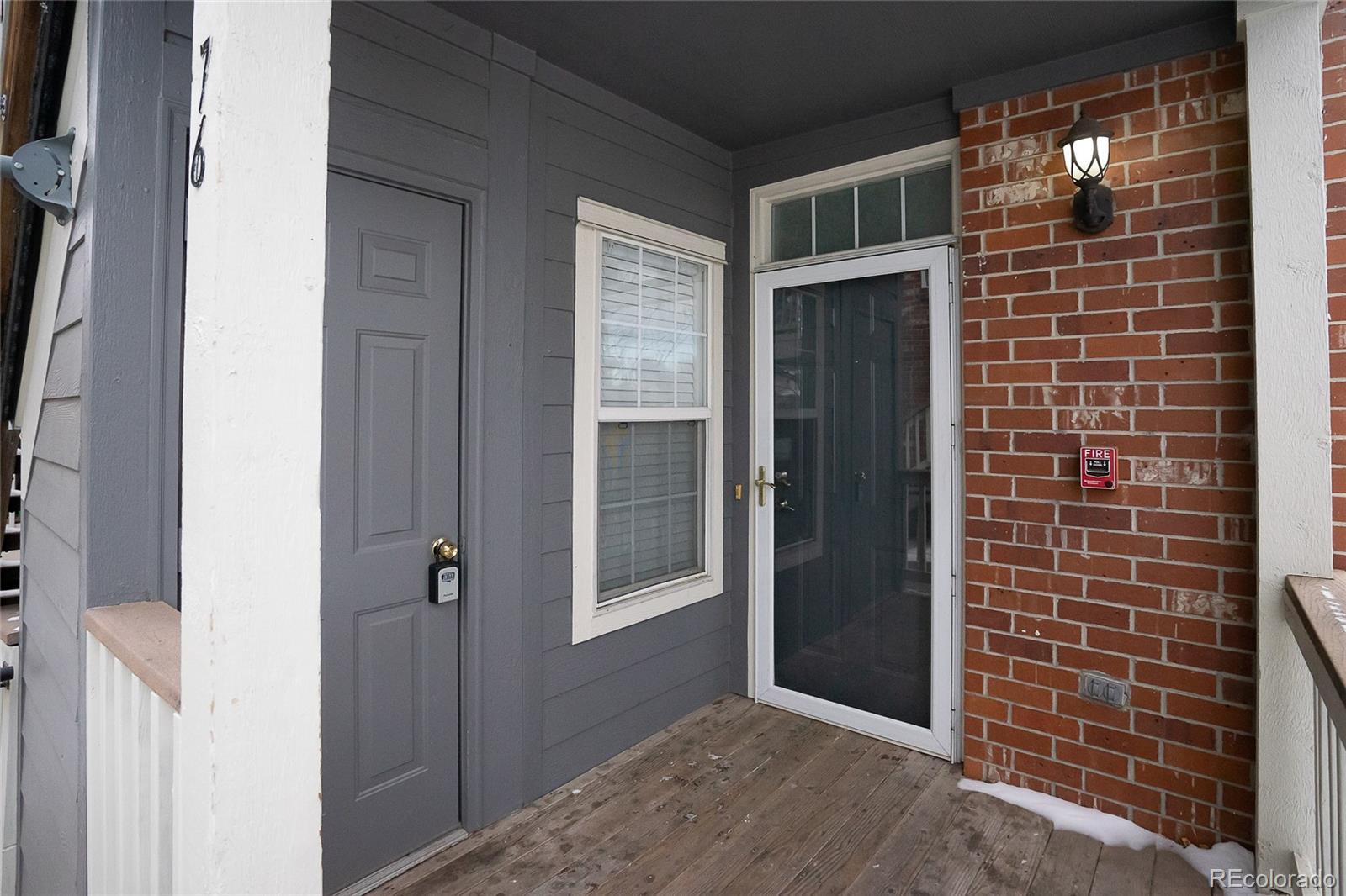 14207 e grand drive, Aurora sold home. Closed on 2025-02-14 for $290,000.