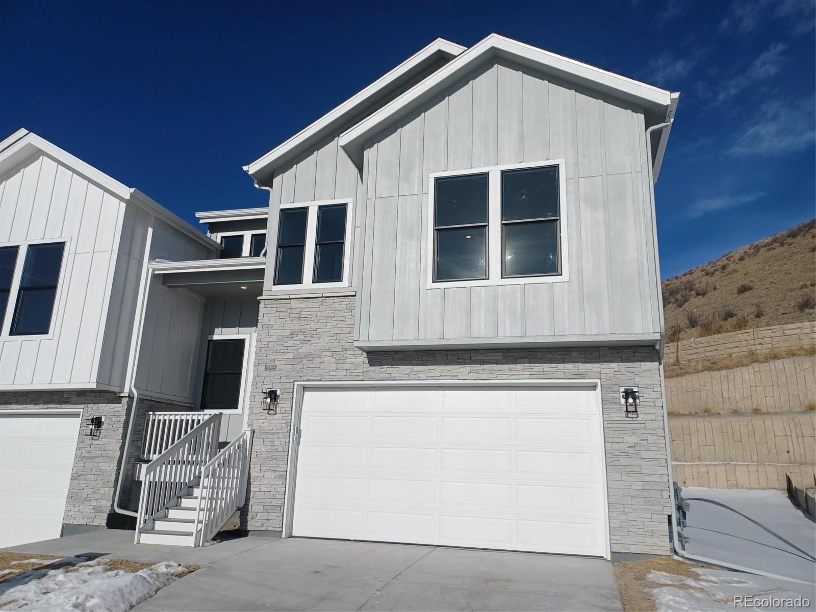 1761  Grayside Circle, castle rock MLS: 3849488 Beds: 3 Baths: 3 Price: $655,405