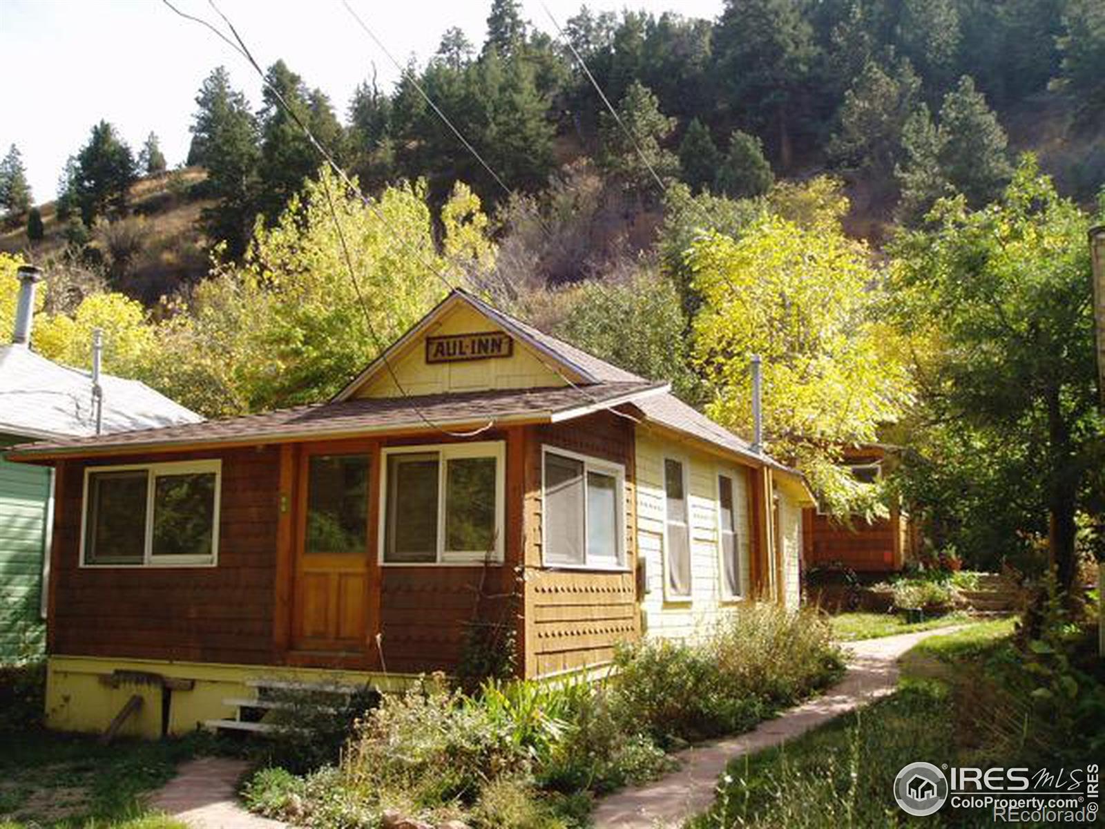 55 eldorado springs drive, Eldorado Springs sold home. Closed on 2025-02-27 for $745,000.