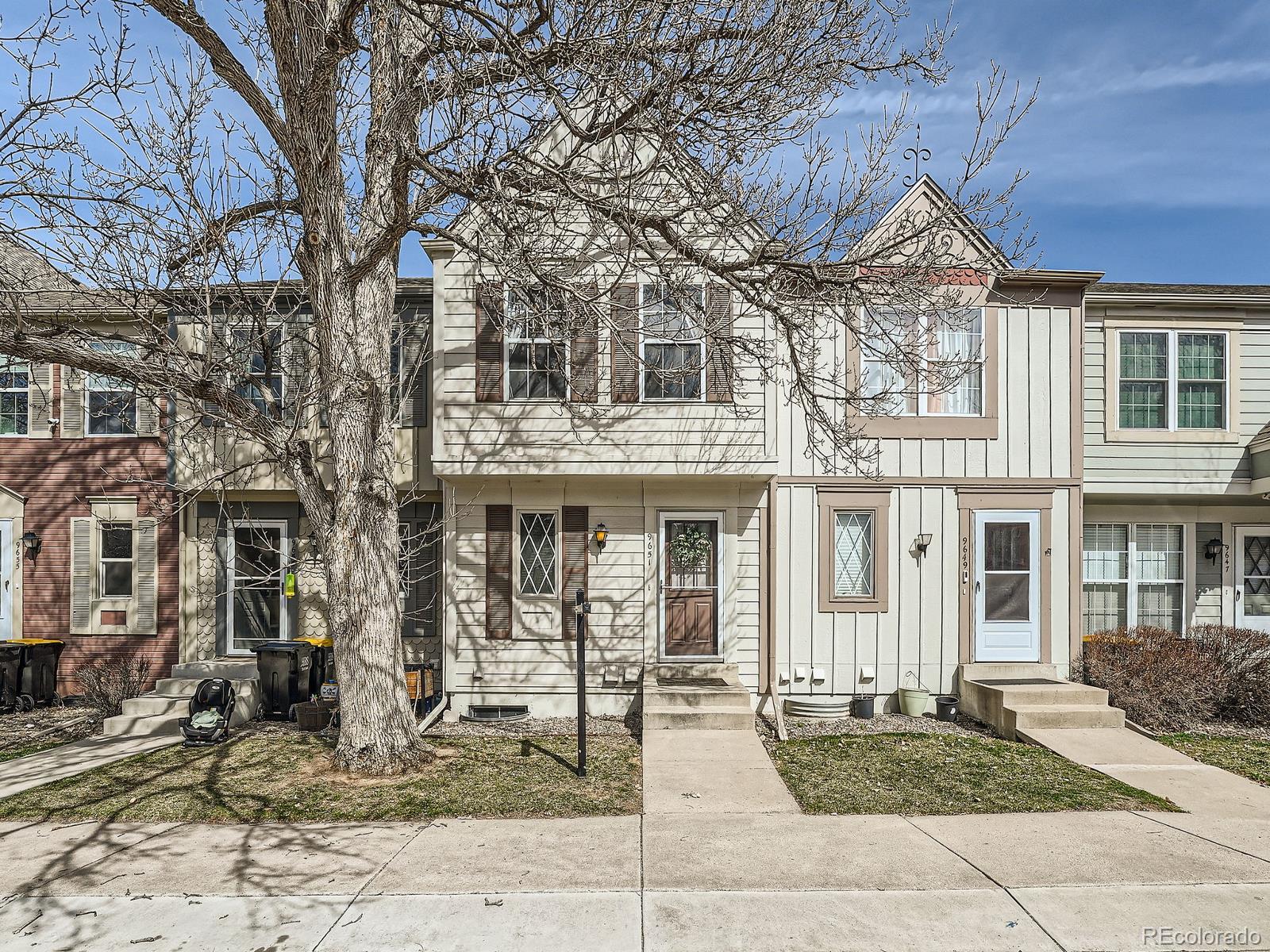9651 W Cornell Place, lakewood MLS: 3319792 Beds: 2 Baths: 3 Price: $378,000