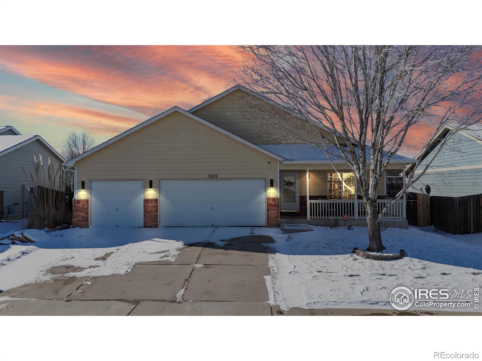 Centennial Farms Milliken Home | MLS #: 45678910252351369 S Dusk Drive, Milliken Beds: 3 Baths: 2 Price: $440,000