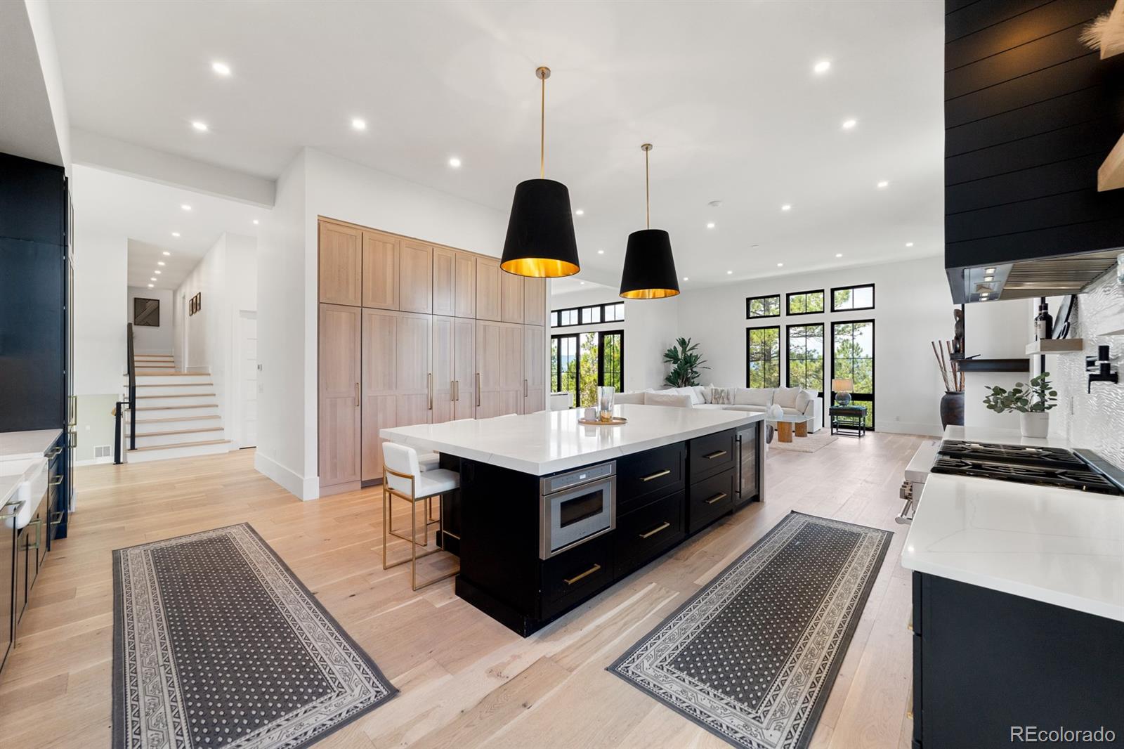 922 W Wolfensberger Road, castle rock MLS: 7549920 Beds: 4 Baths: 6 Price: $2,200,000