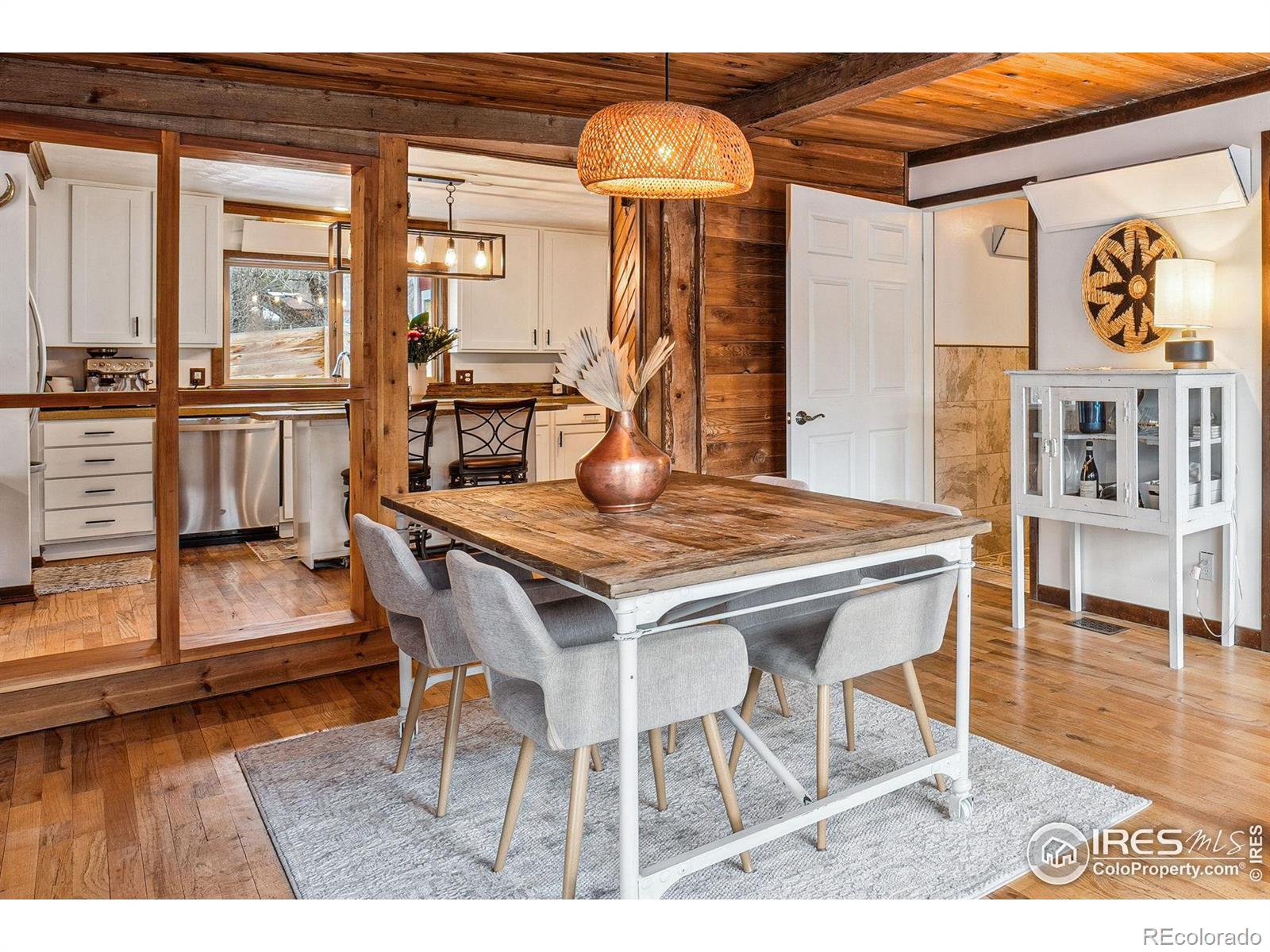 105 main street, Jamestown sold home. Closed on 2025-03-31 for $650,000.